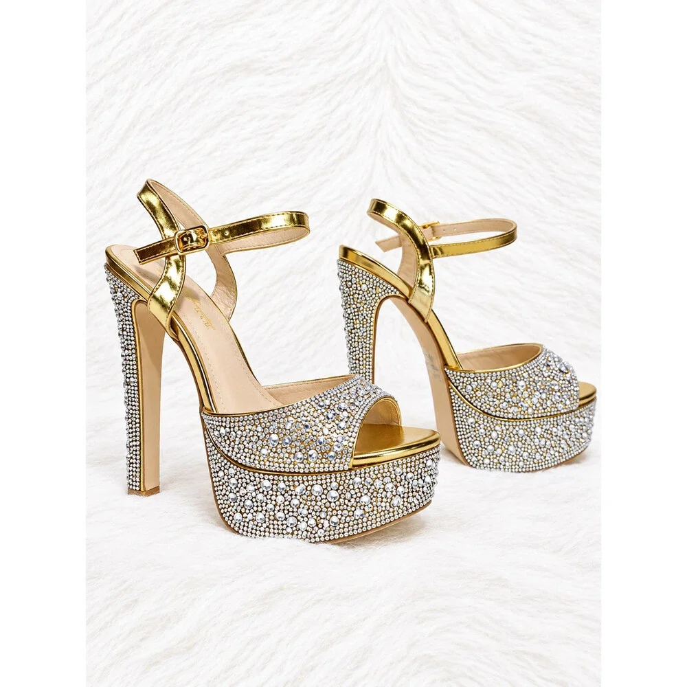 NIB Rihbah Rhinestone Platform 5